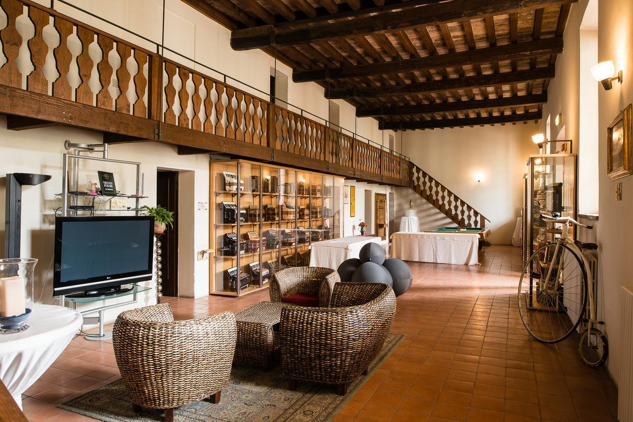Relais Fontevivo Exterior foto