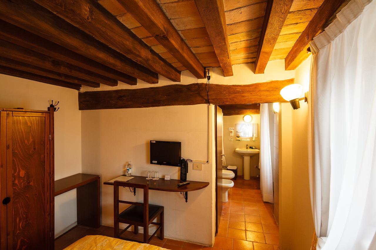 Relais Fontevivo Exterior foto