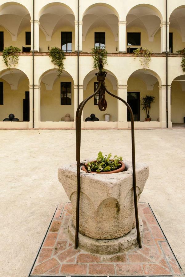 Relais Fontevivo Exterior foto