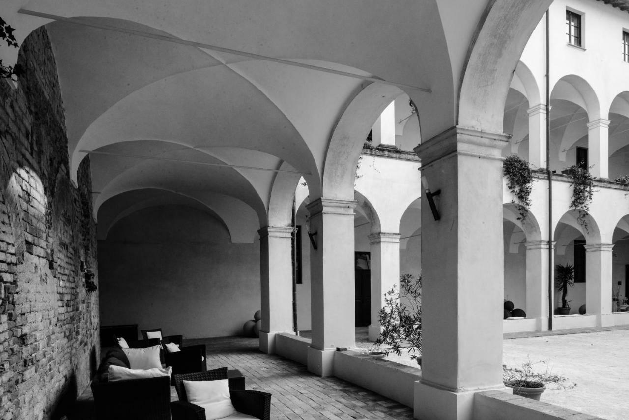 Relais Fontevivo Exterior foto